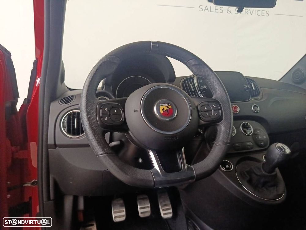 Abarth 595C 1.4 T-Jet F595 - 12