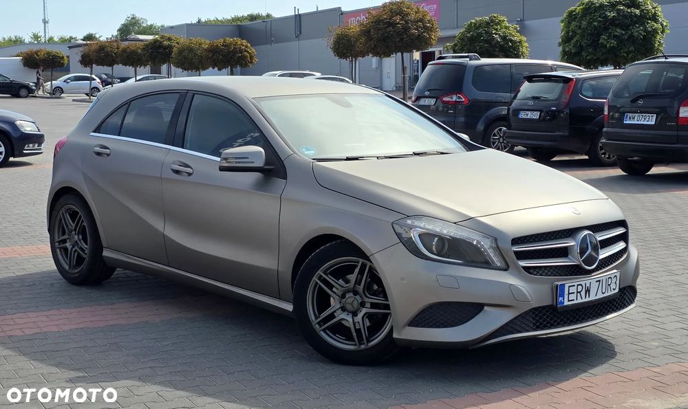 Mercedes-Benz Klasa A 180 BlueEfficiency Edition - 2