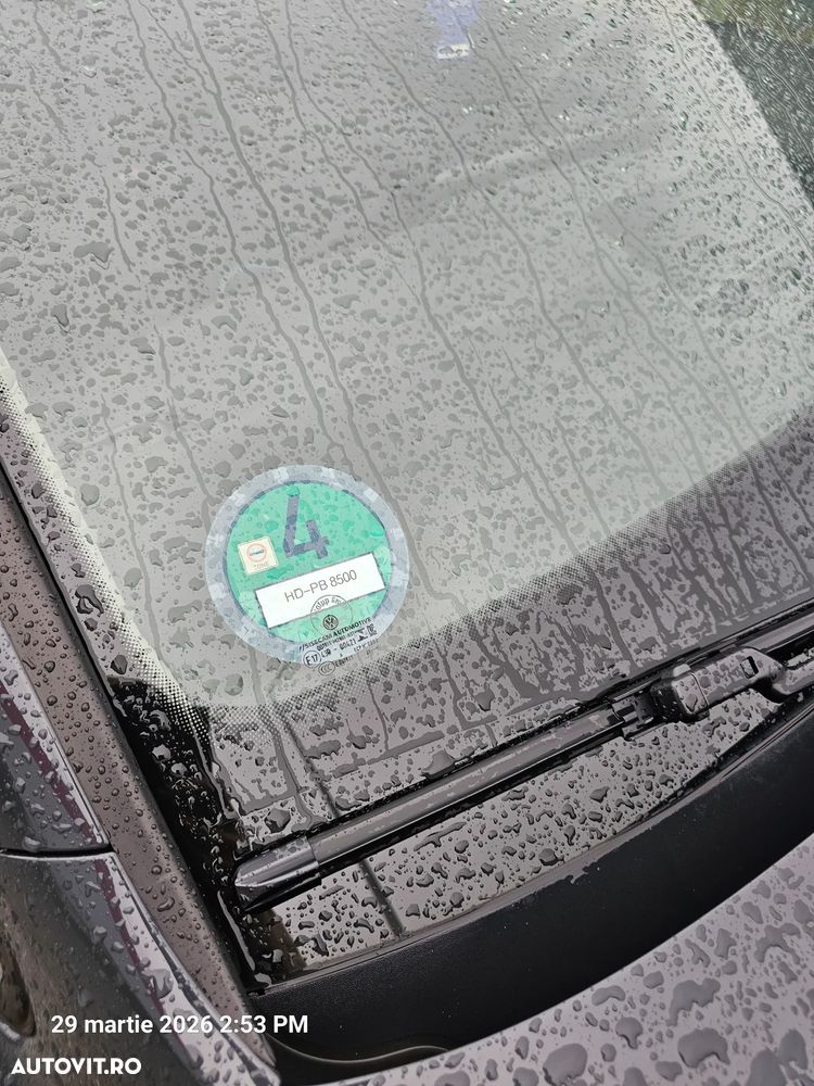 Volkswagen Golf 2.0 TDI SCR Life - 14