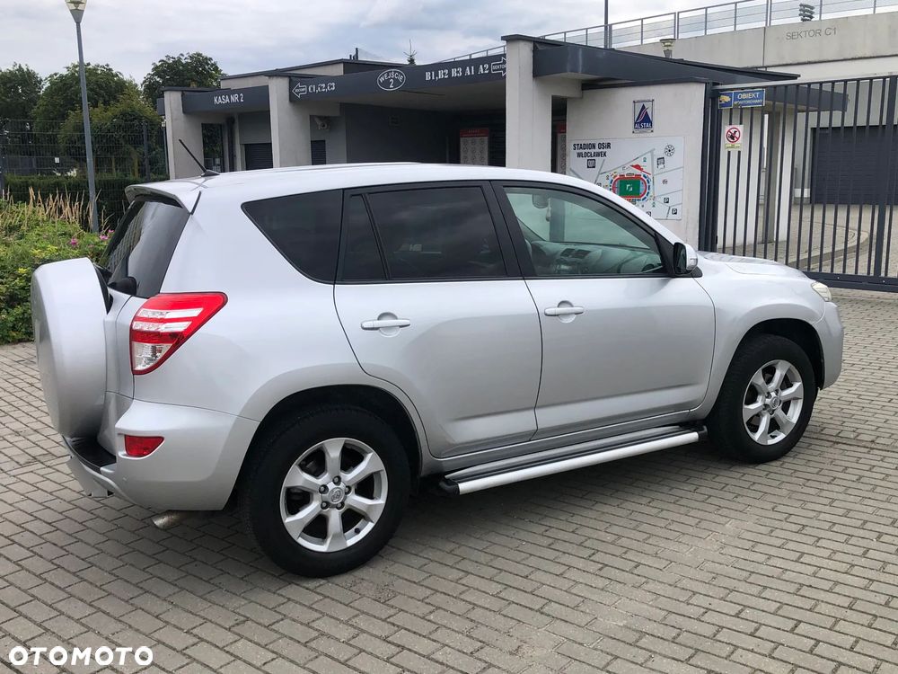 Toyota RAV4 - 19