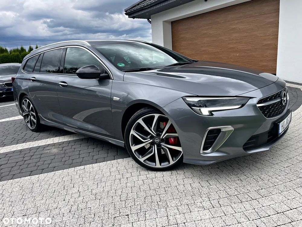 Opel Insignia 2.0 T 4x4 GSi S&S - 9