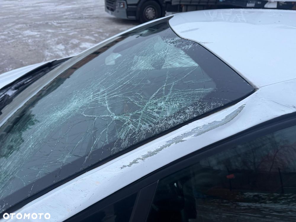 Peugeot 208 THP STOP & START GTi by Sport - 17