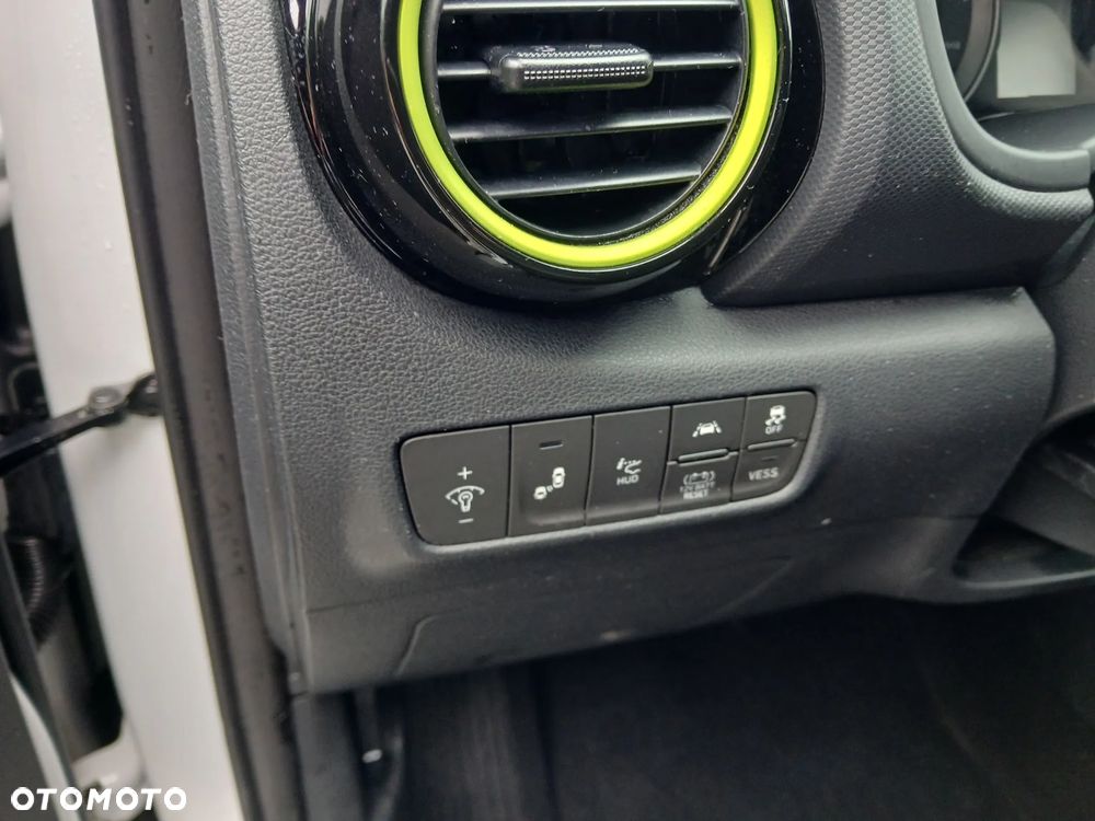 Hyundai Kona 1.6 GDI Hybrid Premium DCT - 27