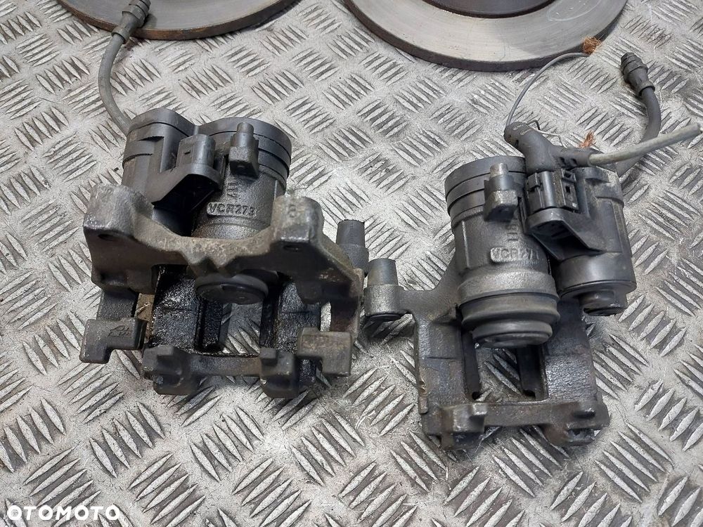 TARCZE HAMULCOWE TYŁ ZACISKI VW PASSAT B8 LIFT 3Q0615405AE 3Q0615406AE - 6