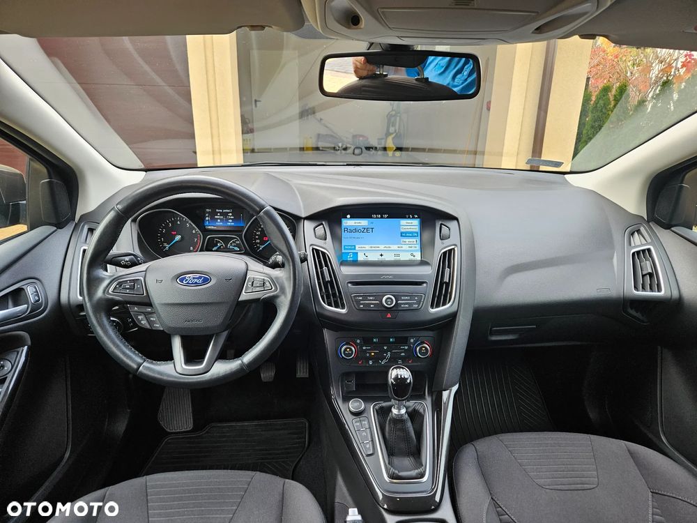 Ford Focus - 12