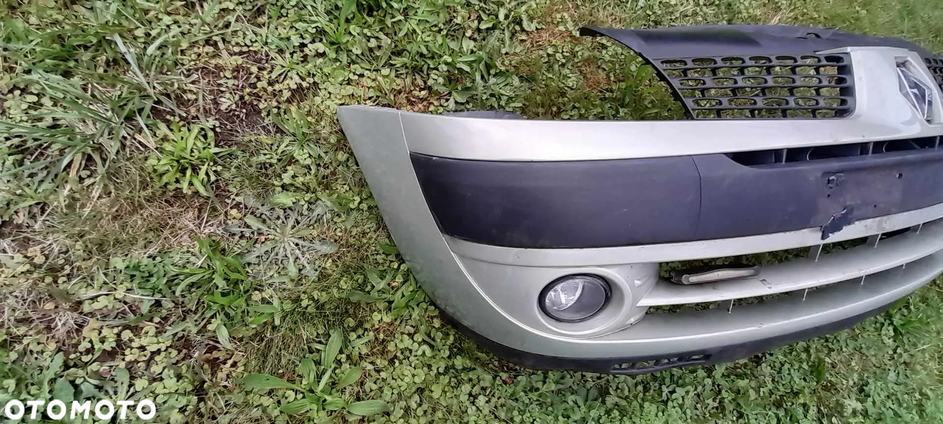 ZDERZAK PRZÓD RENAULT CLIO II FL - 4