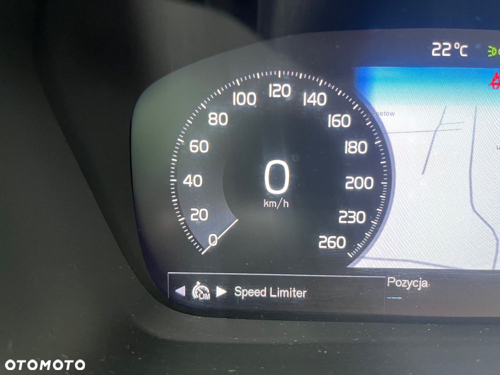 Volvo XC 40 D3 AWD Momentum Pro - 28