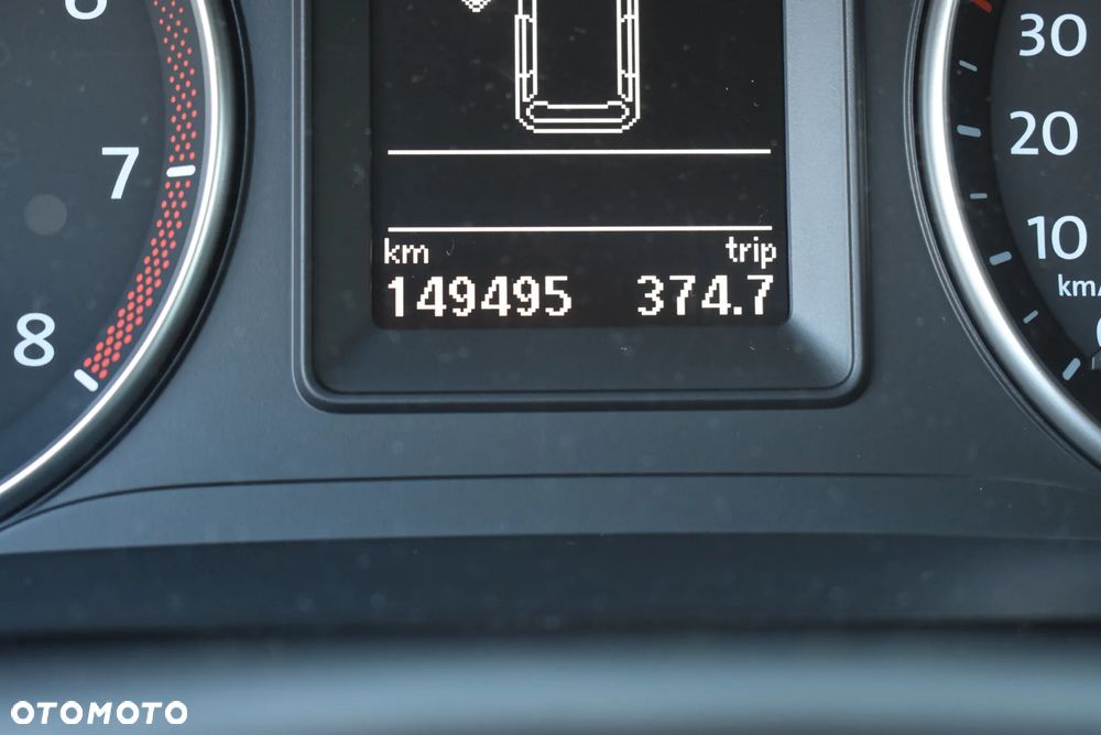 Volkswagen Touran 1.4 TSI DSG Cup - 10