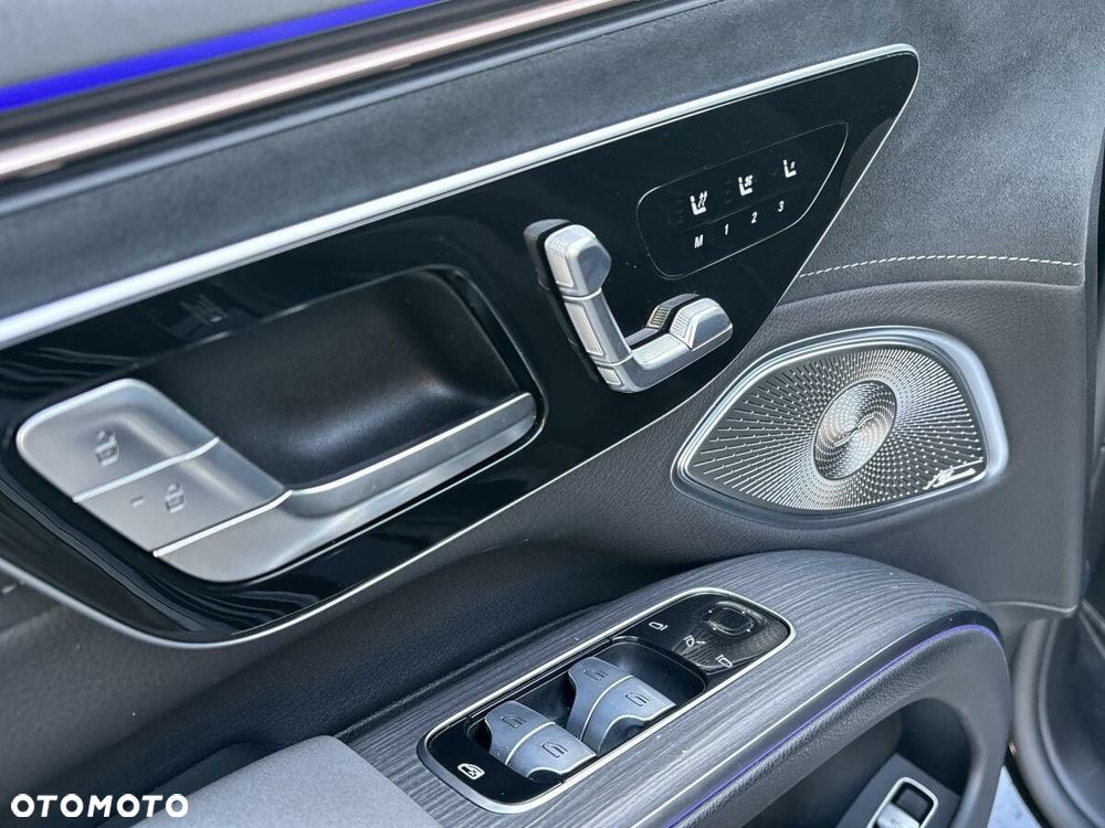 Mercedes-Benz EQS - 22