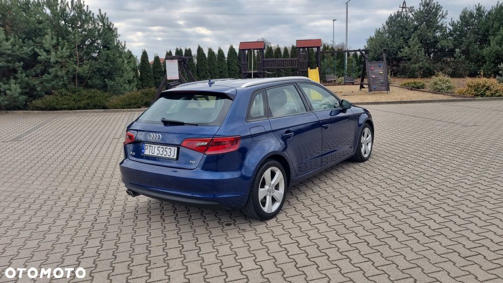 Audi A3 Sportback - 6