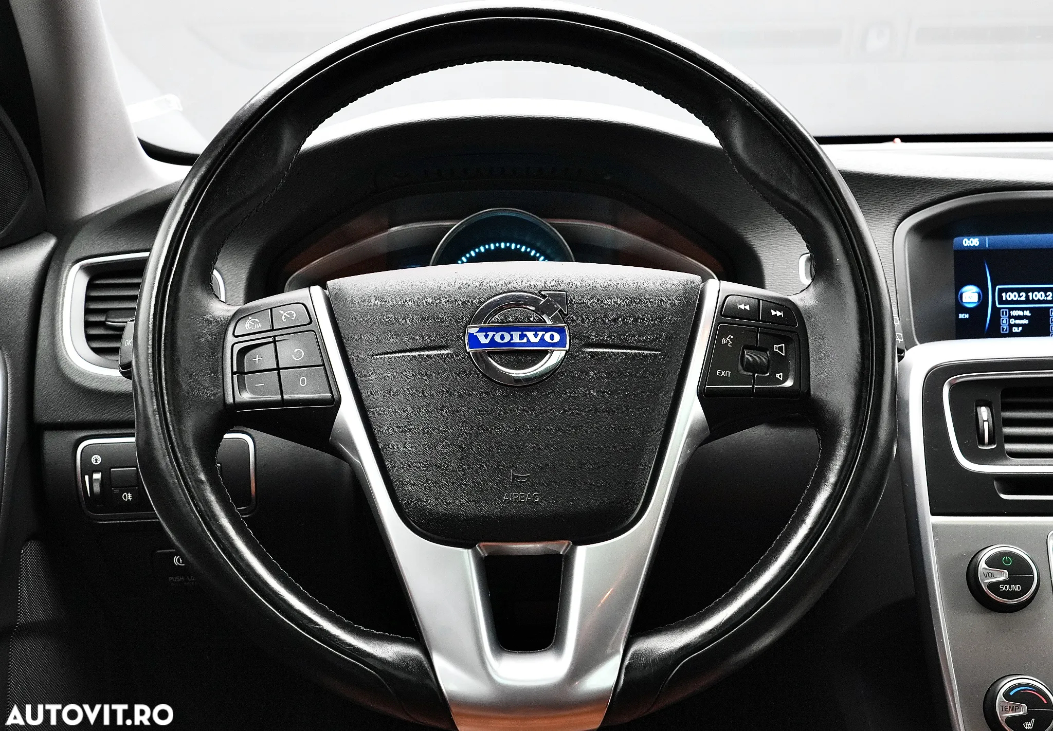 Volvo V60 - 19
