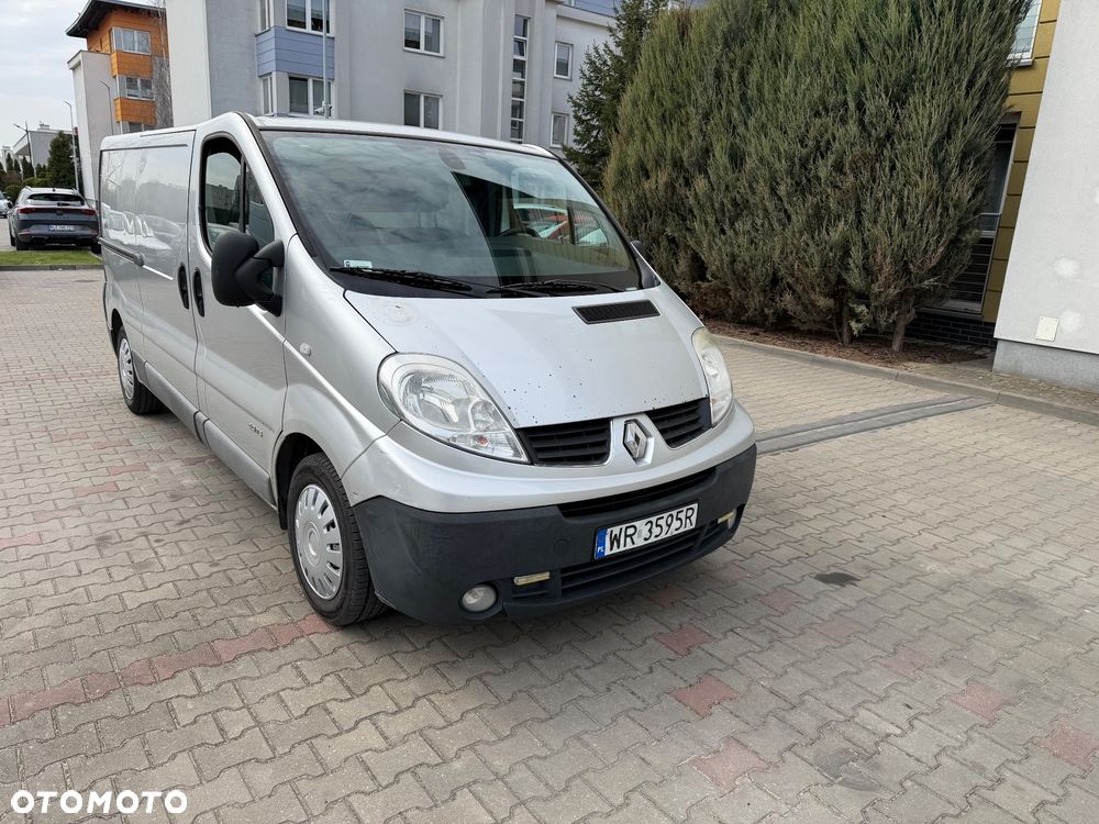 Renault Trafic - 2