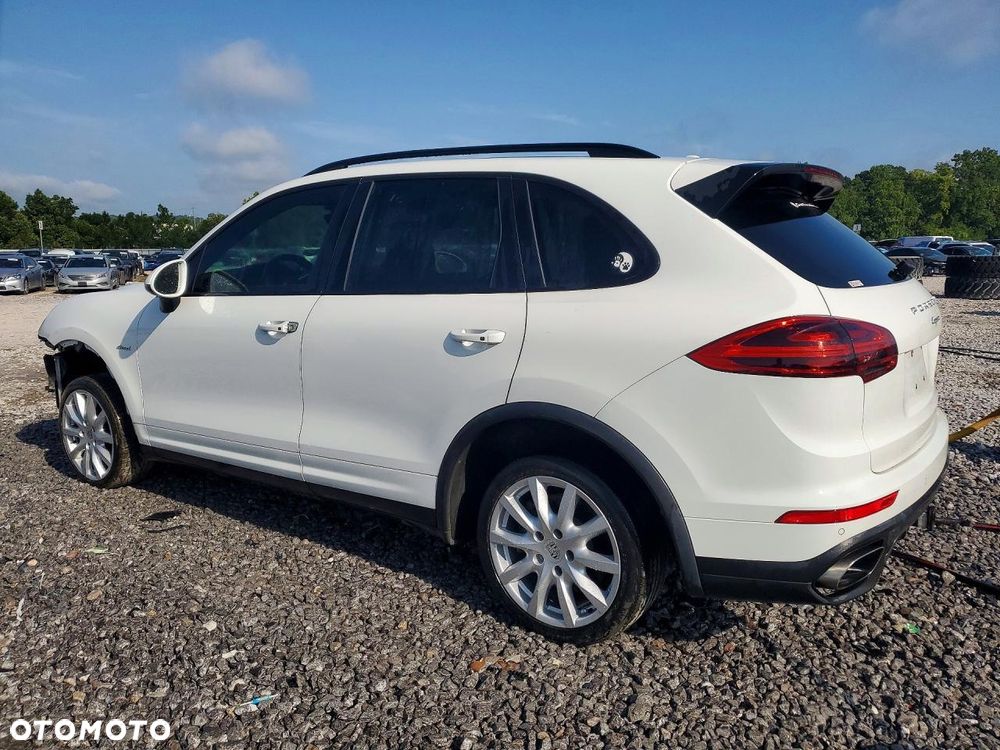Porsche Cayenne Diesel - 1