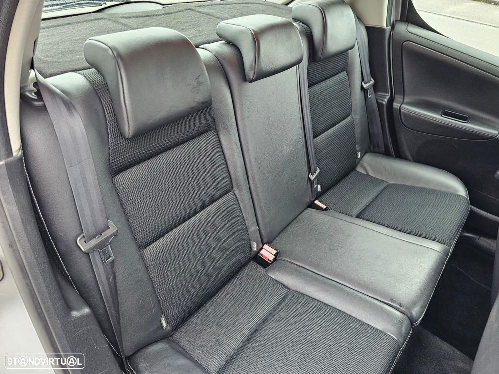 Peugeot 207 1.6 HDi 98g - 13