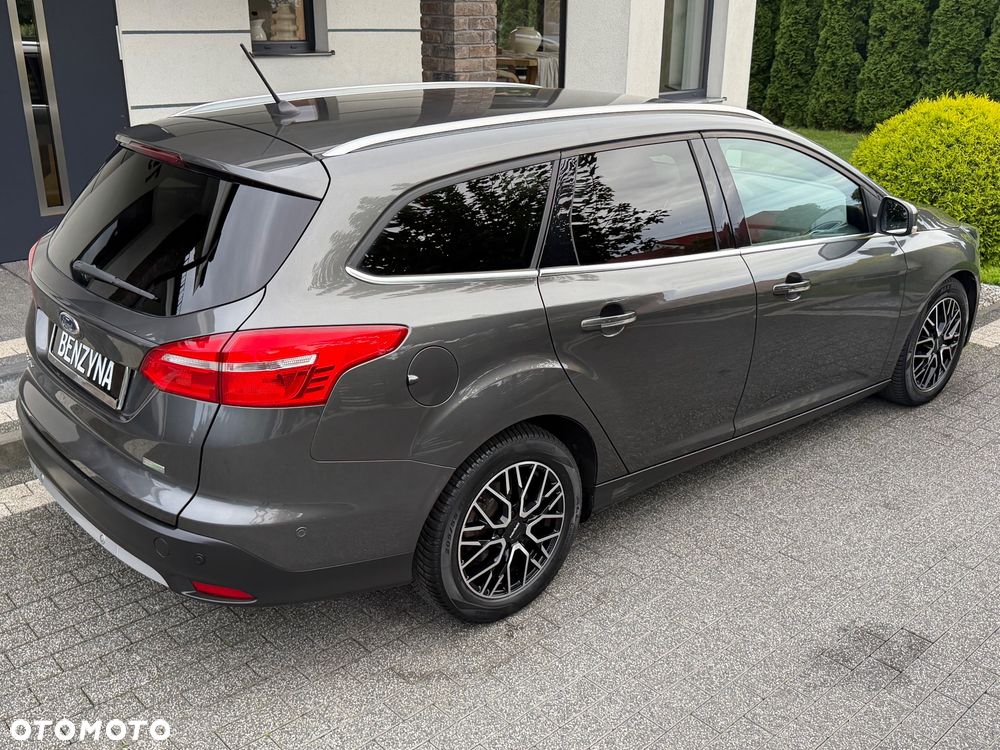 Ford Focus 1.0 EcoBoost STart-Stopp-System TITANIUM DESIGN - 18