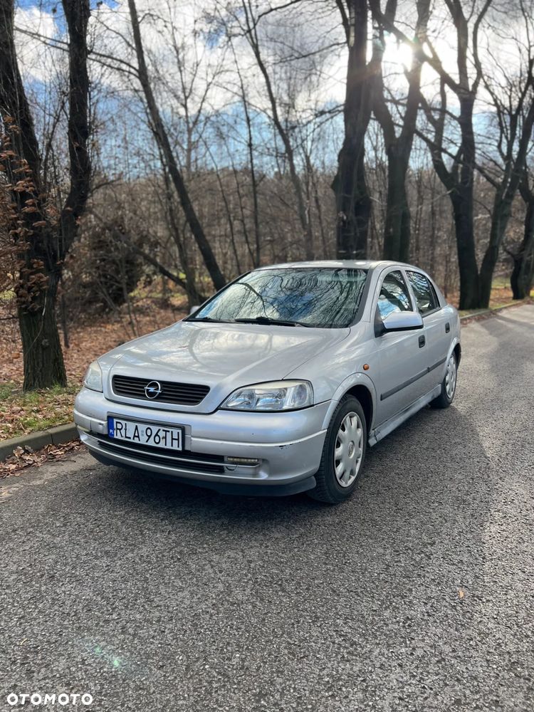 Opel Astra 1.6 - 2