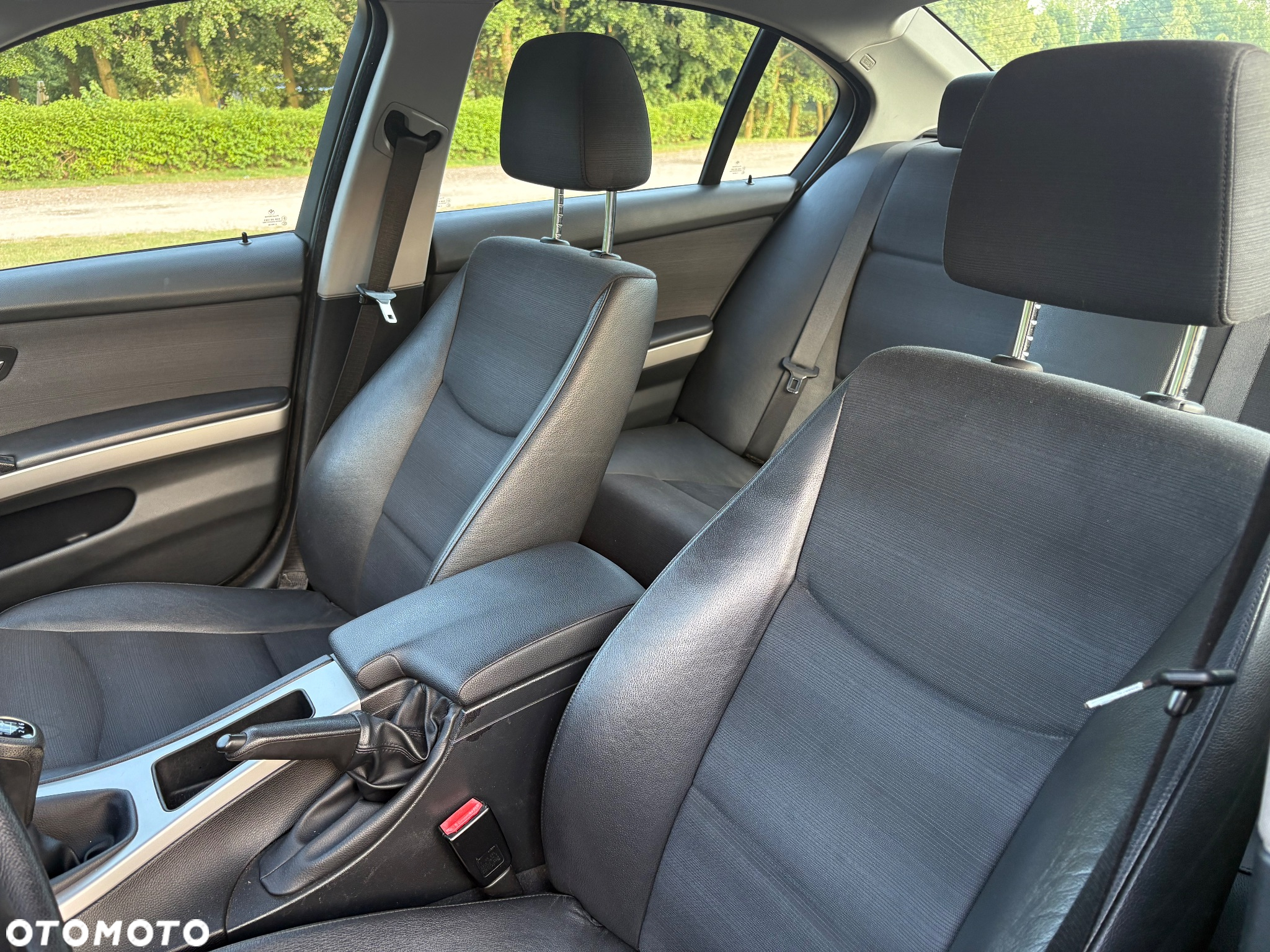 BMW Seria 3 318i - 13
