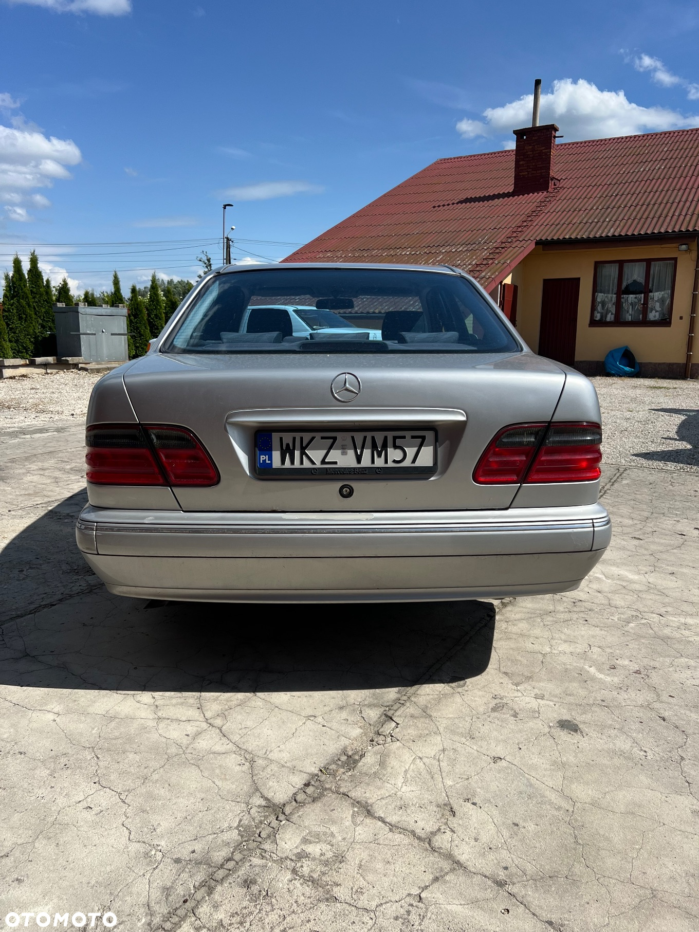 Mercedes-Benz Klasa E 240 Avantgarde - 4