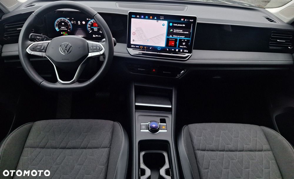 Volkswagen Tiguan - 9