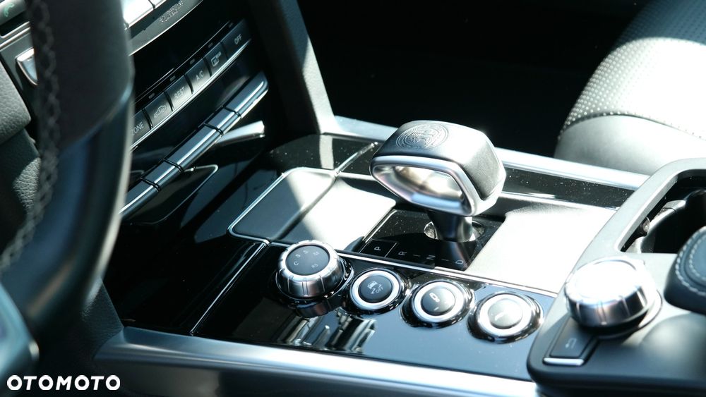 Mercedes-Benz Klasa E - 18