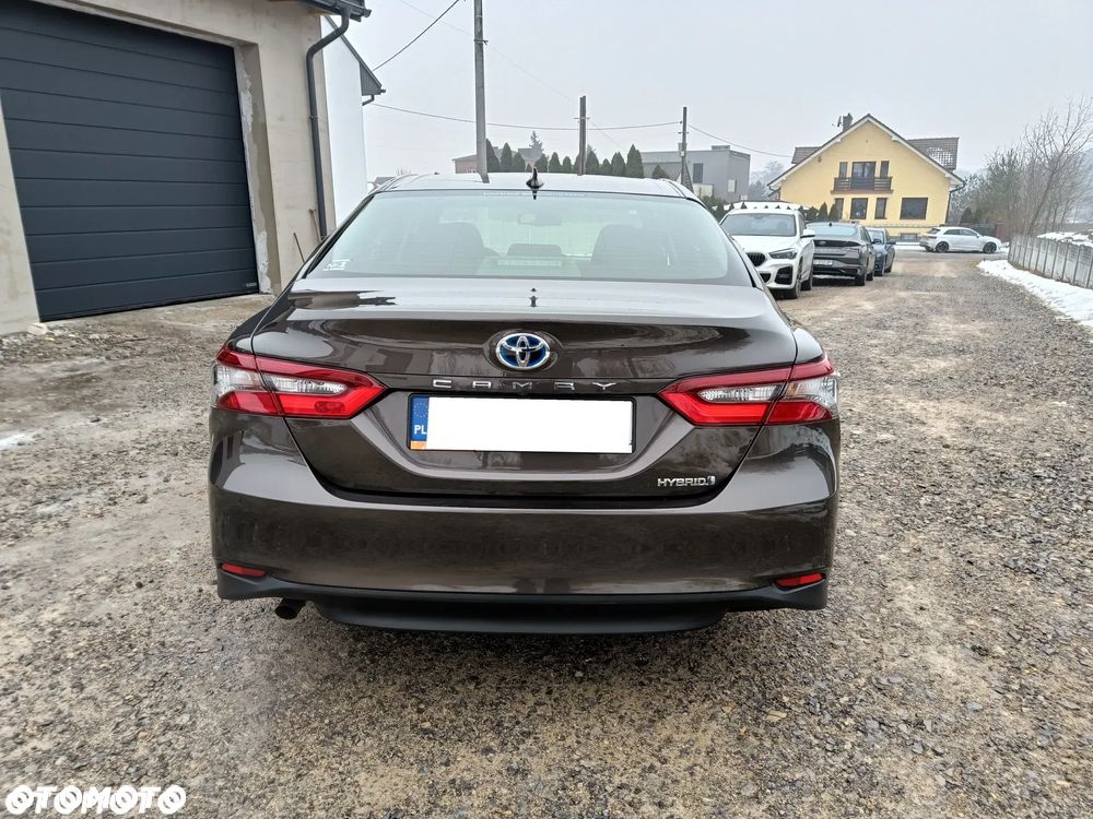 Toyota Camry 2.5 Hybrid Comfort CVT - 6