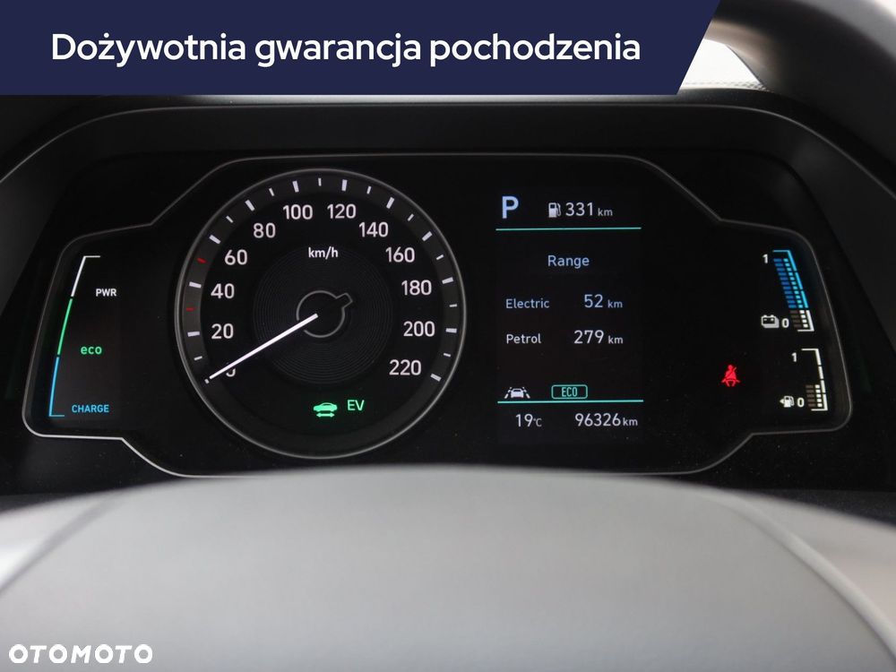 Hyundai IONIQ - 13