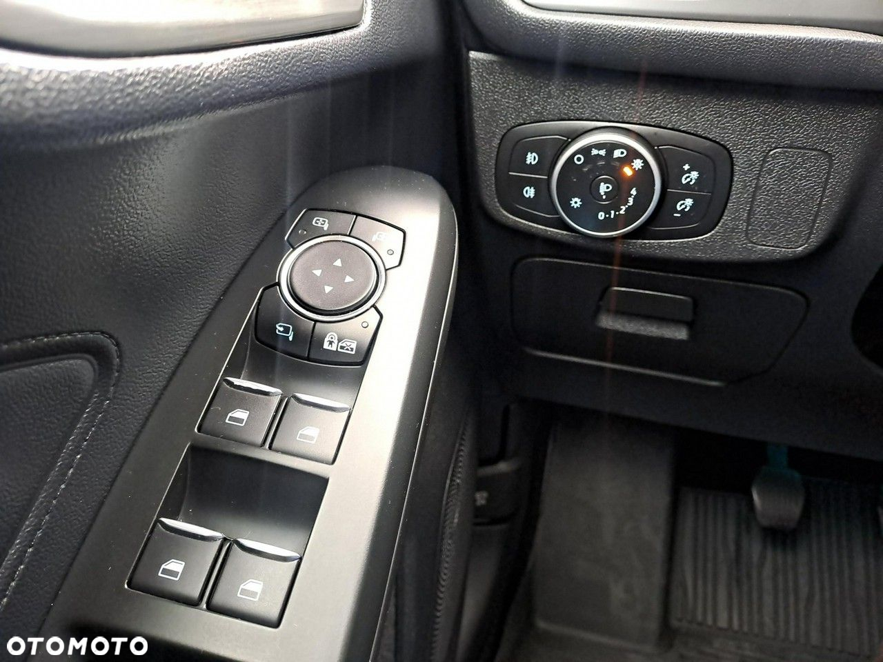 Ford Focus - 21