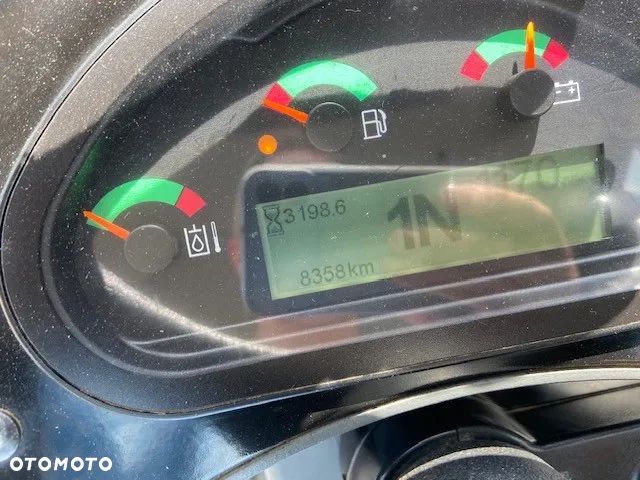 Caterpillar 906M - 27