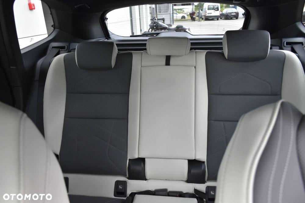 BMW iX1 xDrive30 66.5kWh M Sport Edition - 29