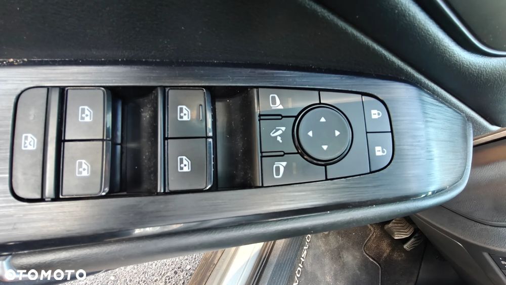 Nissan Qashqai 1.3 DIG-T MHEV Acenta Xtronic - 16