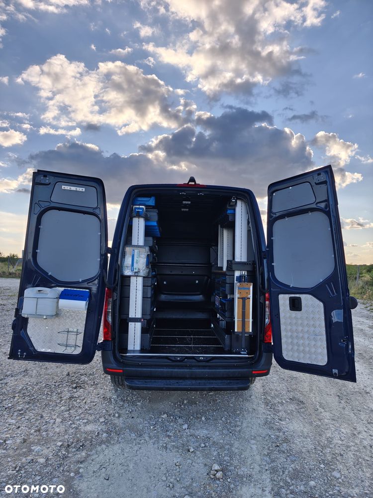 Mercedes-Benz Sprinter - 6