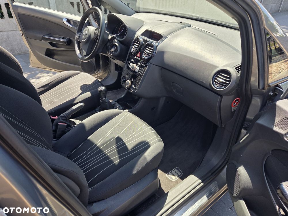 Opel Corsa - 6