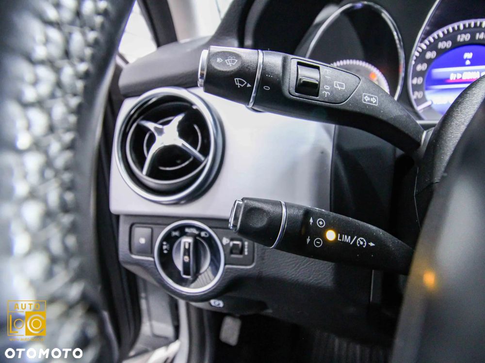 Mercedes-Benz GLK 220 CDI DPF 4Matic BlueEFFICIENCY 7G-TRONIC SPORT EDITION - 25