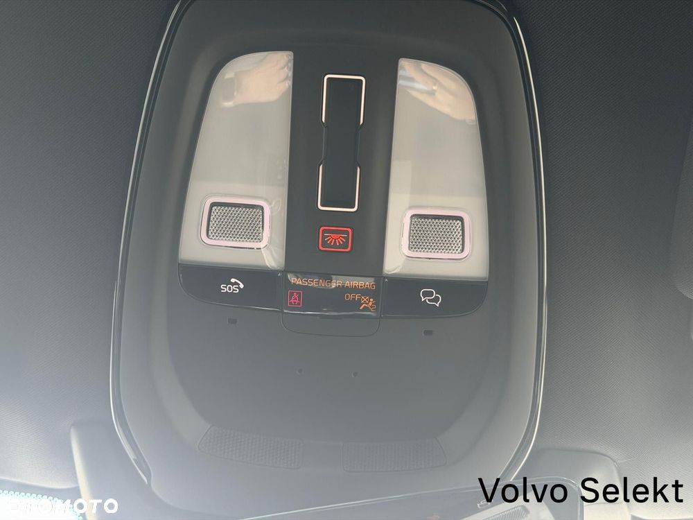 Volvo XC 90 - 38