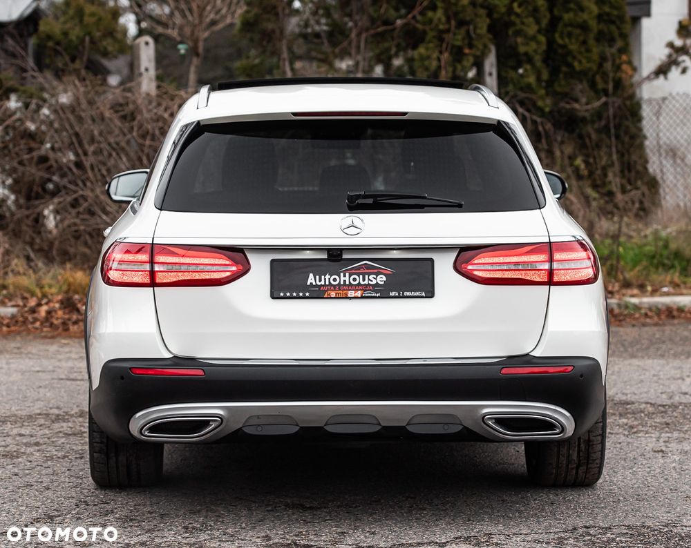 Mercedes-Benz Klasa E 220 d 4-Matic All-Terrain - 11