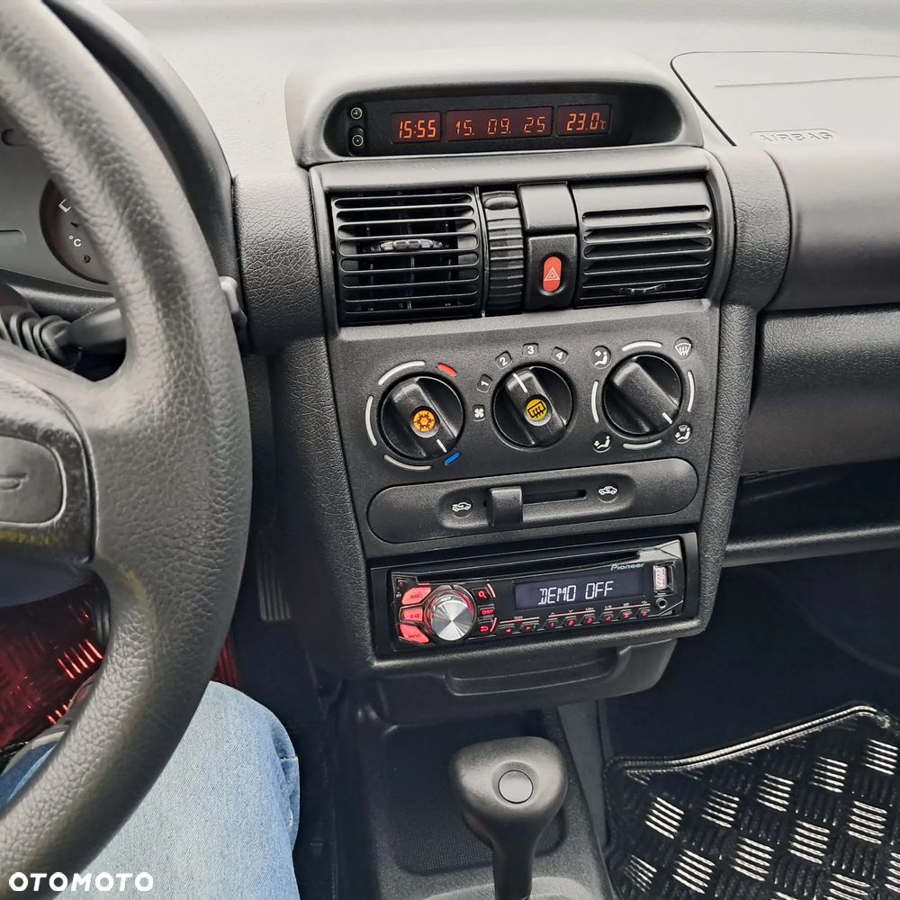 Opel Corsa - 10