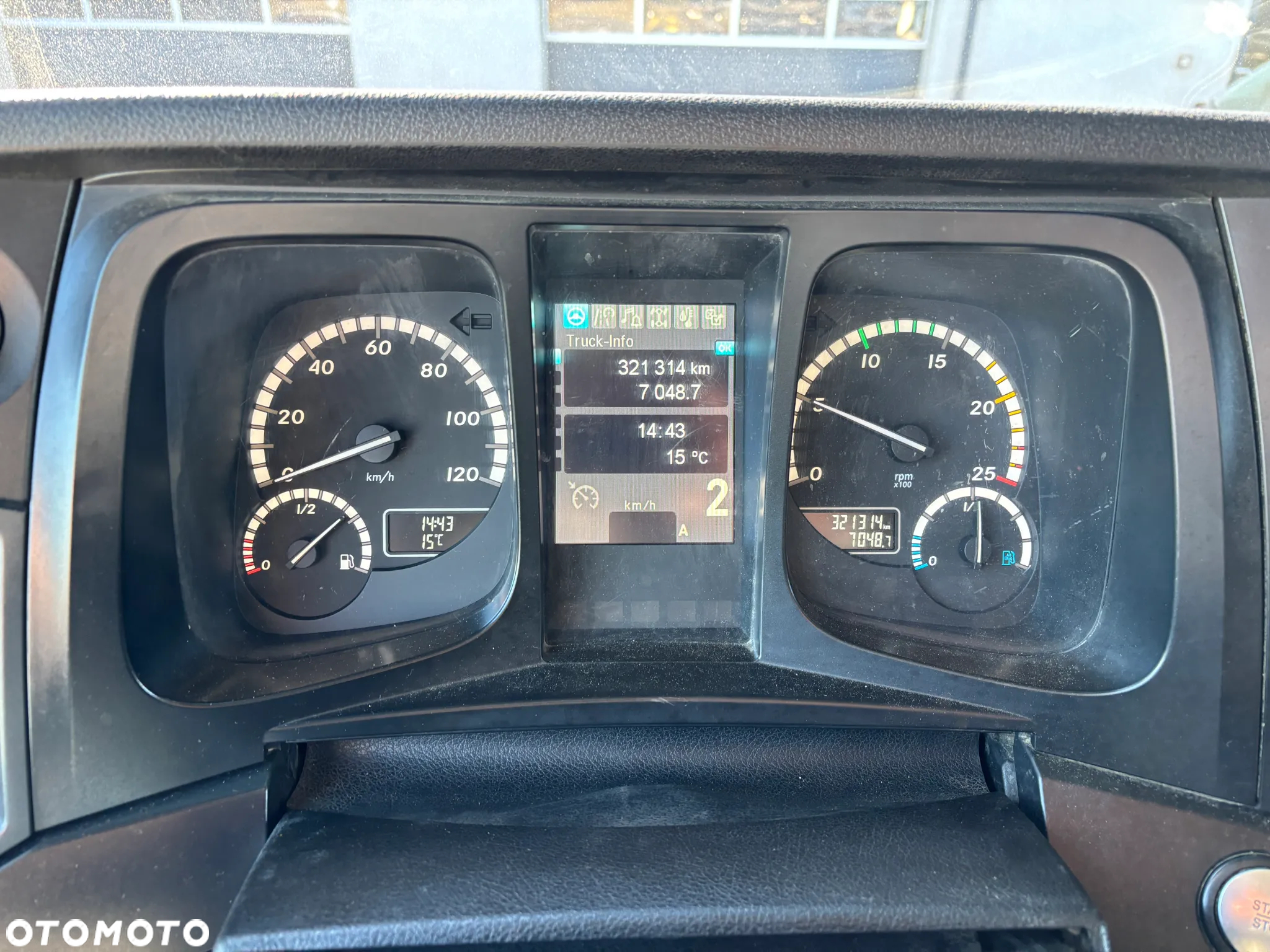 Mercedes-Benz AROCS 3251 8x4 Hydroburta Meiller Kiper (3248, 3243, 3245, 3246) - 29