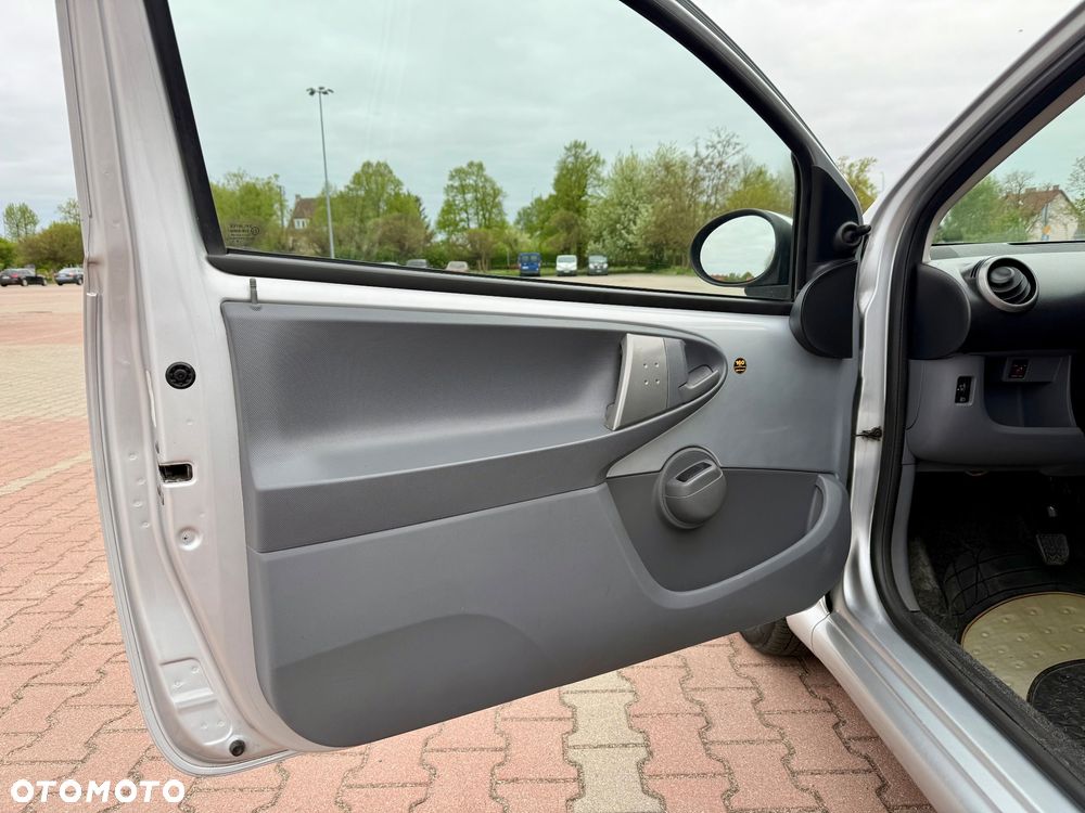 Toyota Aygo 1.0 VVT-i Luna MM A/C - 25