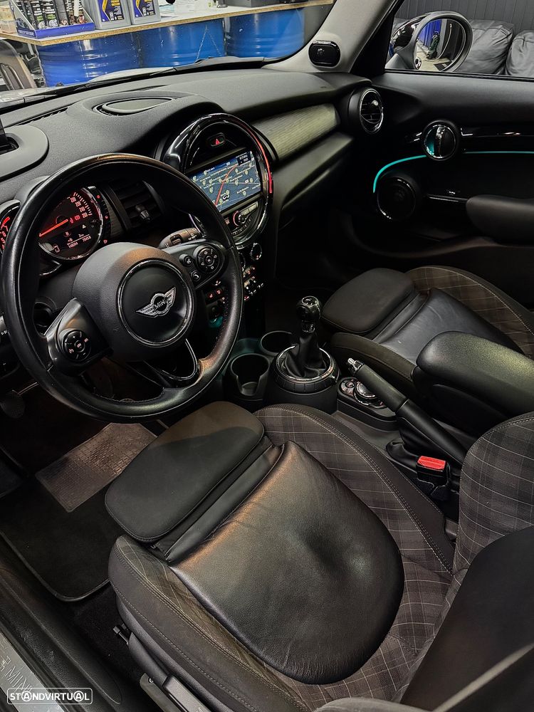 MINI 5 Portas Cooper Seven Chili - 13
