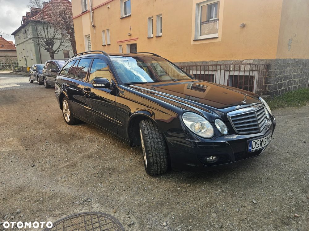 Mercedes-Benz Klasa E 200 Kompressor Automatik Classic - 2