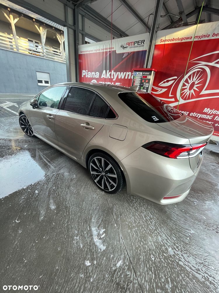 Toyota Corolla 1.8 Hybrid Executive - 2