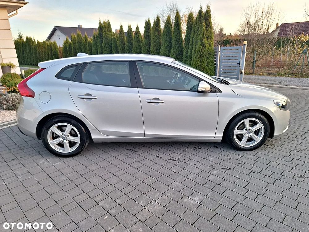 Volvo V40 D2 Kinetic - 6