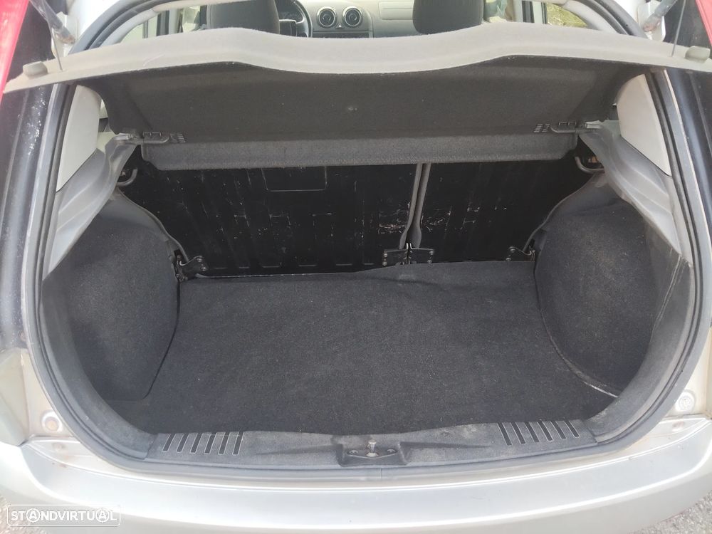 Ford Fiesta 1.4 Trend Durashift EST - 18