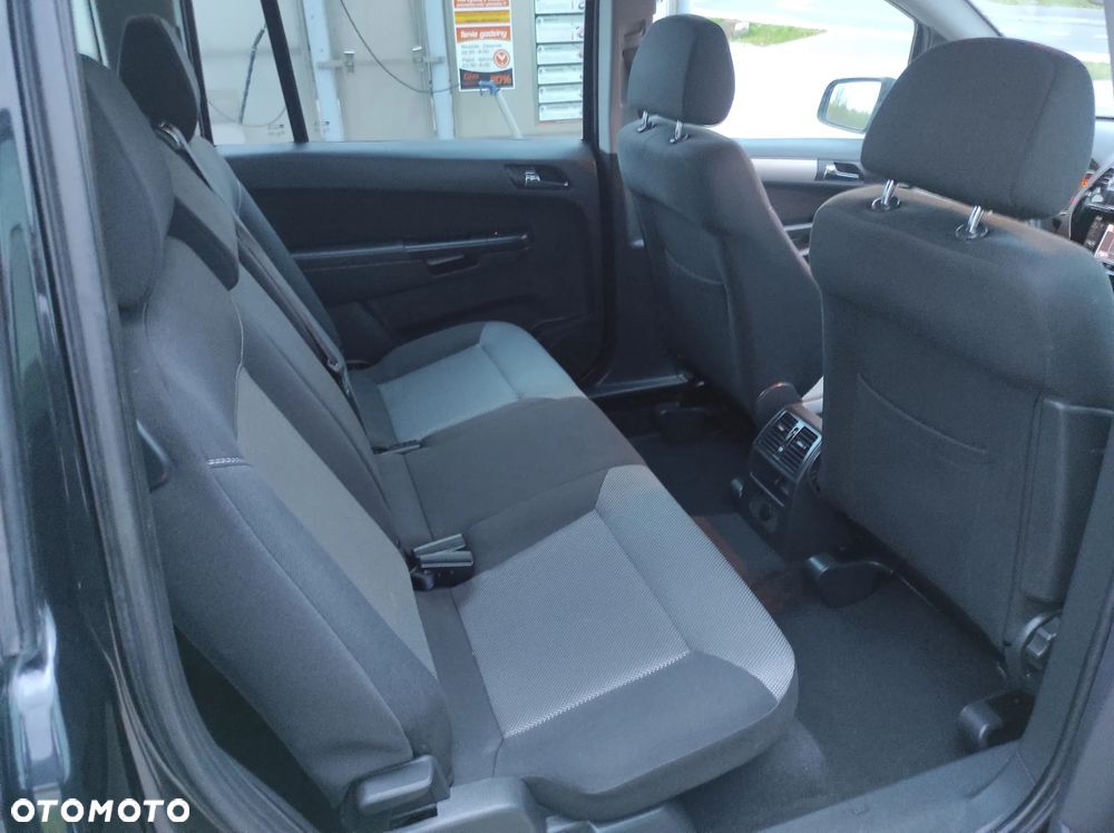 Opel Zafira 1.8 Navi - 20
