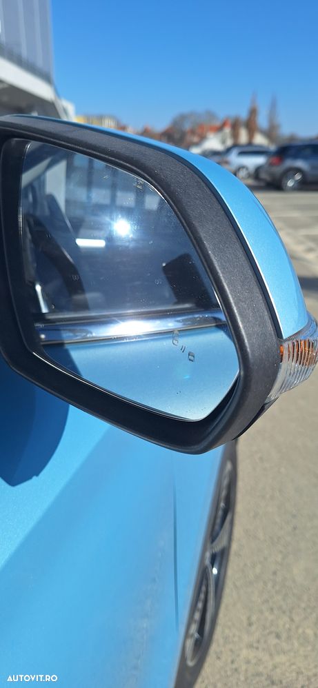 MG ZS EV Luxury - 13