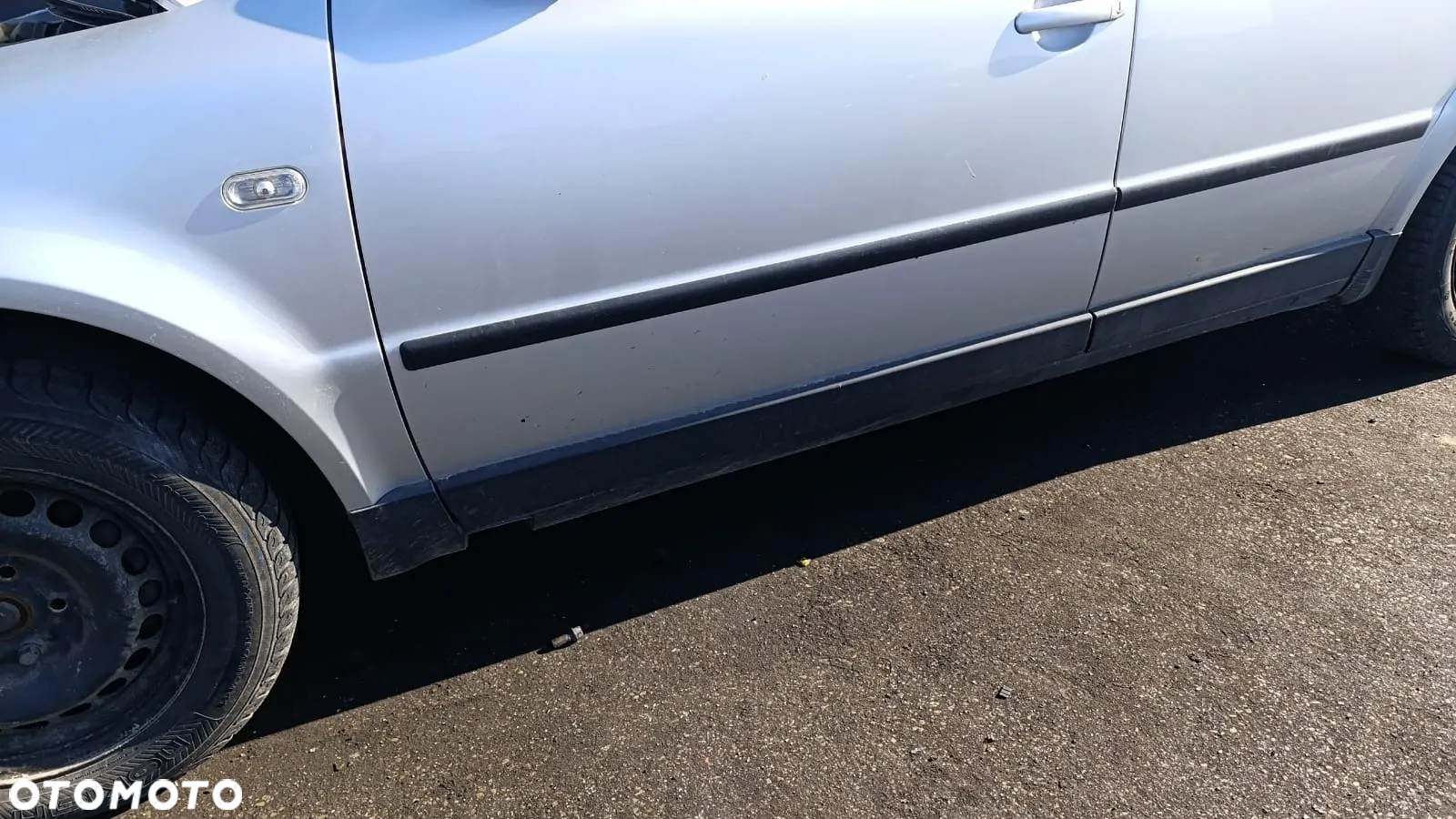34677 volkswagen passat b5 fl sedan 1.6 ALZ na częsci lakier LA7W - 6