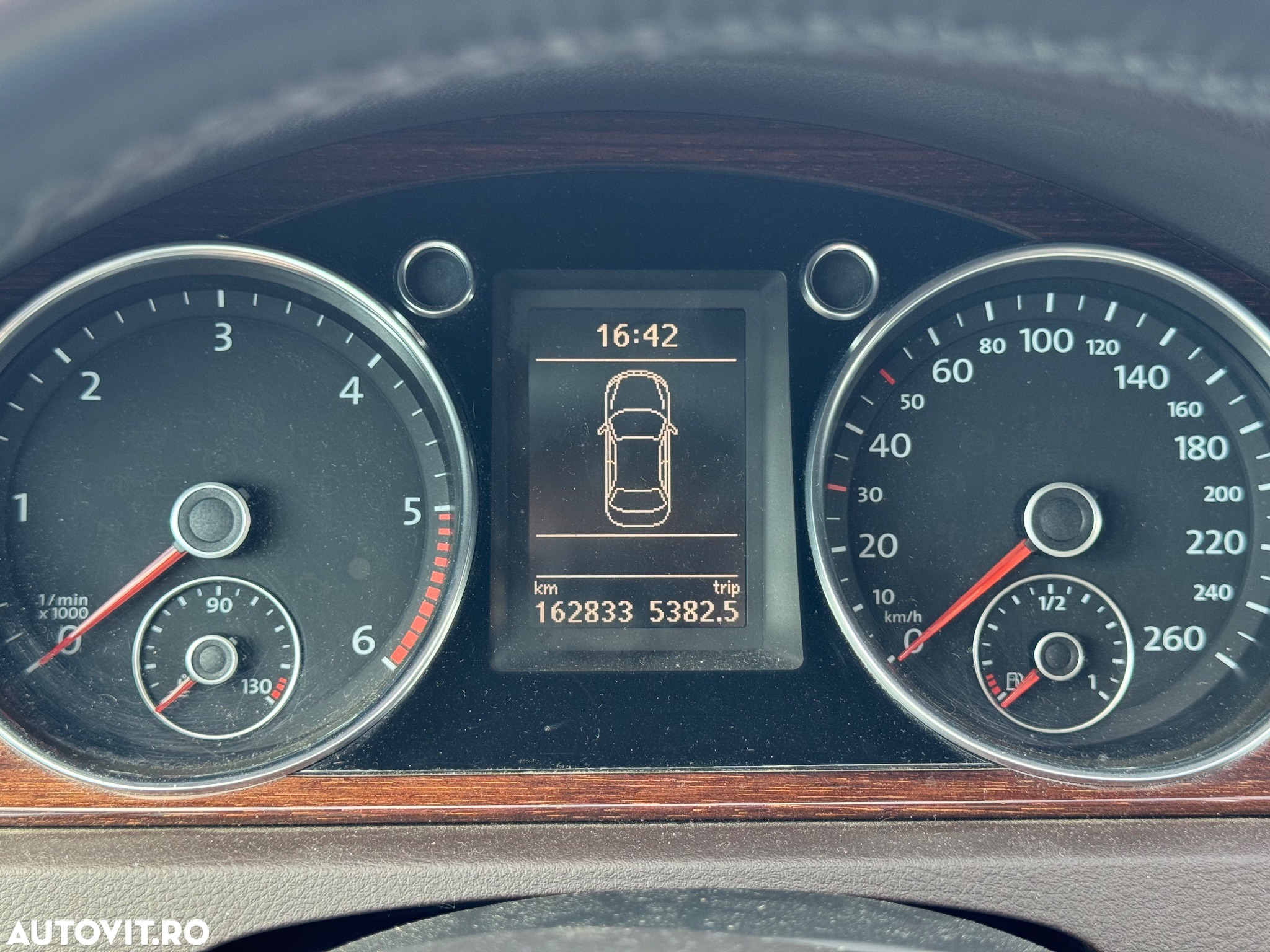 Volkswagen Passat 2.0 TDI BlueMotion Tehnology 4Motion Highline DSG - 13