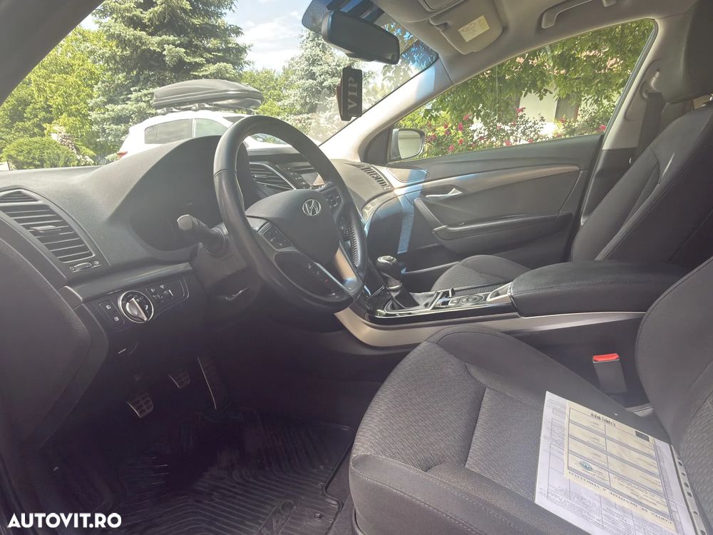 Hyundai i40 1.7 CRDI DPF Sedan TPMS Highway+ - 9