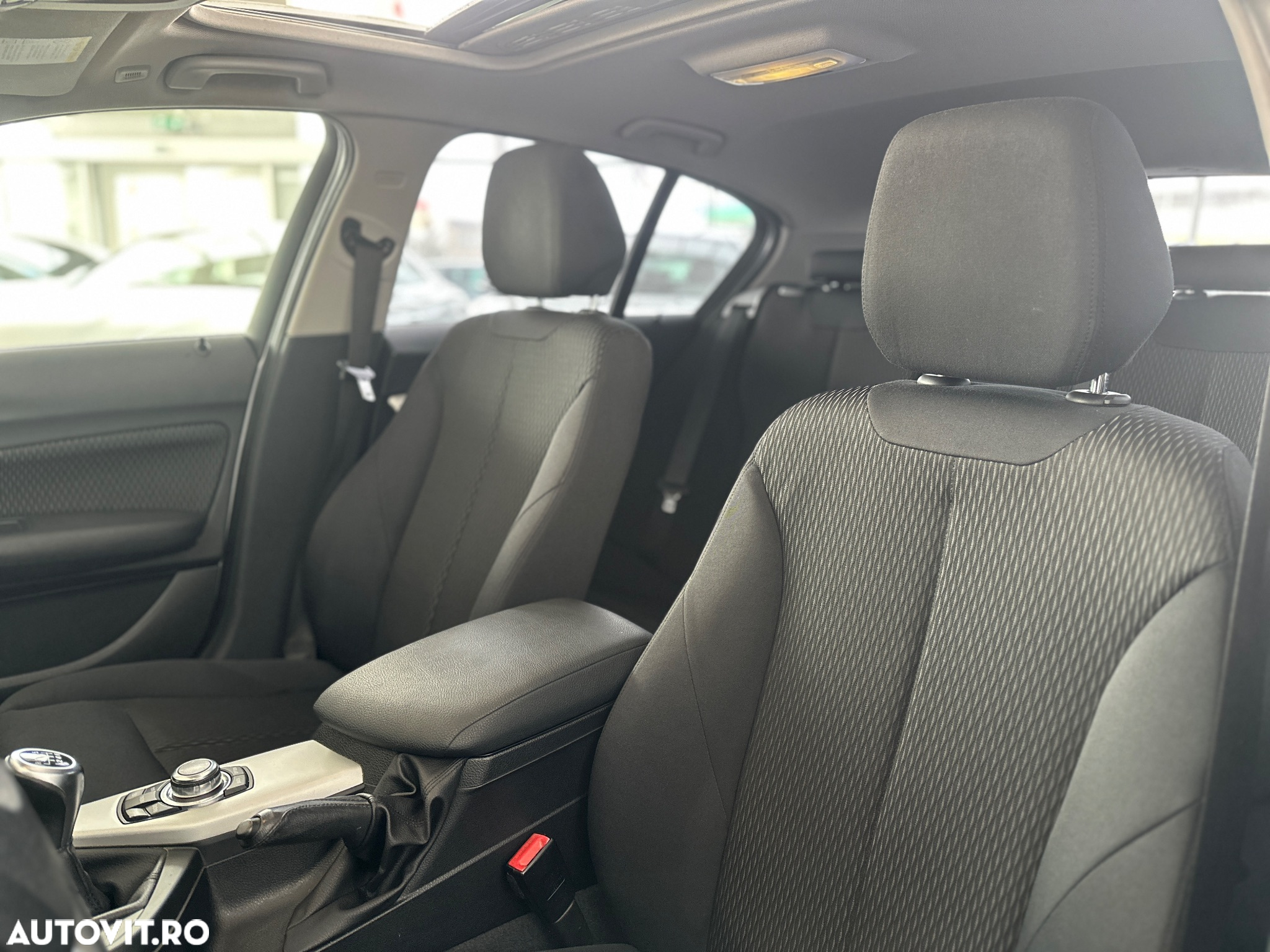 BMW Seria 1 118i - 16