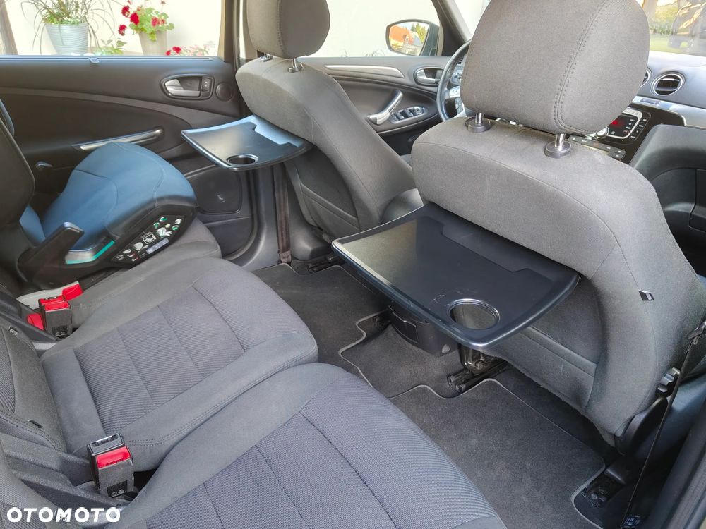 Ford S-Max 2.0 TDCi DPF Titanium X - 32